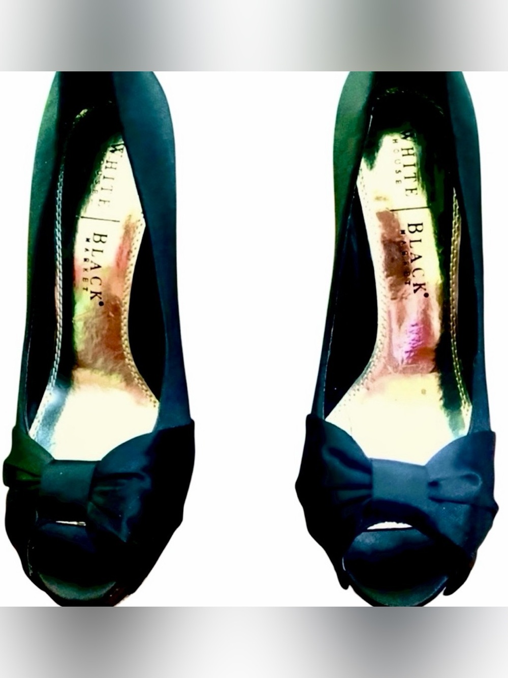 White House Black Market "Ray" Bow Heels Size 7M Great Like New Condition